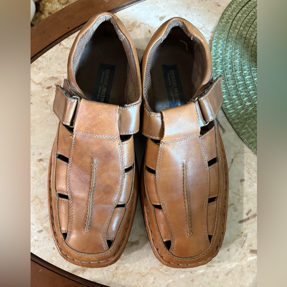 Giorgio Brutini Men's Brown Leather fisherman Sandals